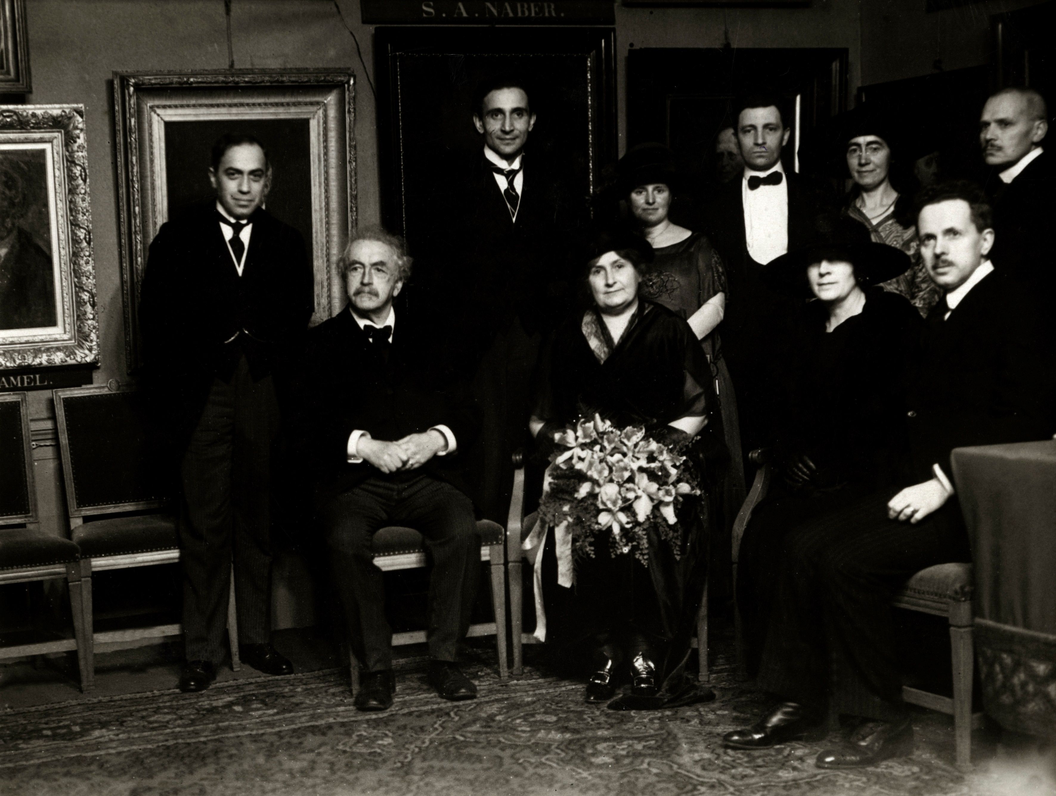 Dr. Maria Montessori welcomed at the University of Amsterdam, 1923