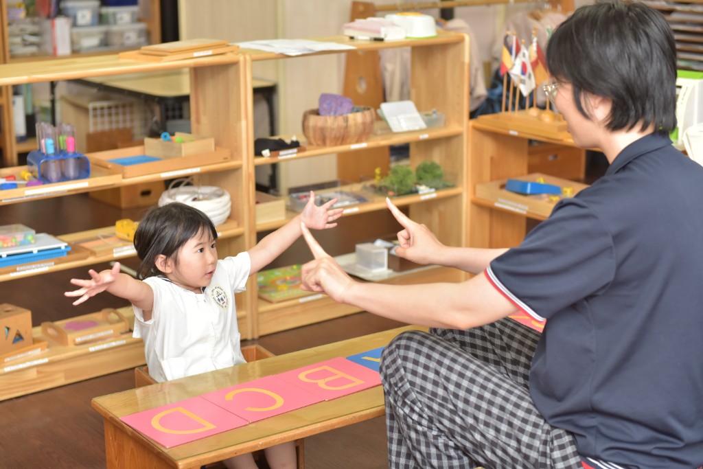 One-to-one literacy lesson with a teacher at TGA